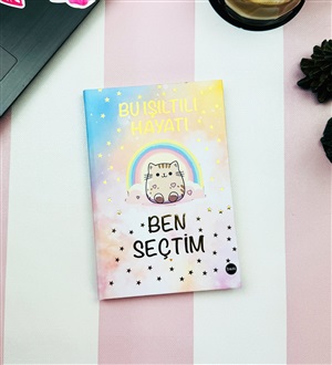 Bam Hediyelik / Bu Işıltılı Hayatı Ben Şeçtim Tasarımlı Metal Kapaklı Lastikli Defter