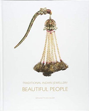 TRADITIONAL INDIAN JEWELLERY