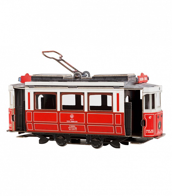 Nostalji tramvayı (qırmızı qutu)