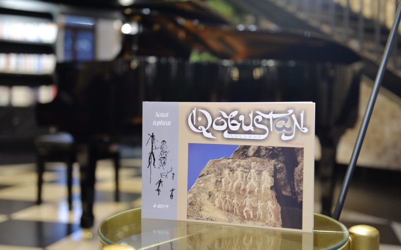 Baku Book Center hosts a literary and musical evening dedicated to 50th anniversary of Gobustan magazine
