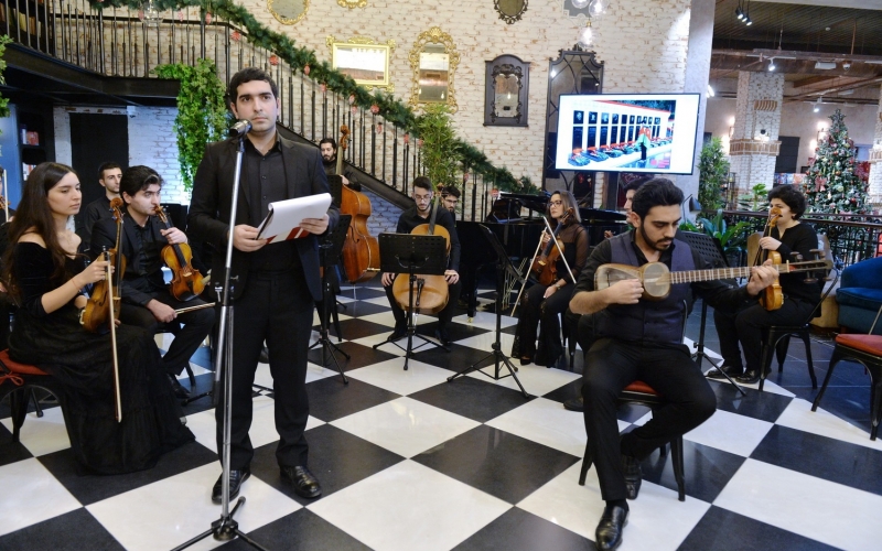 В Baku Book Center почтили память жертв январской трагедии