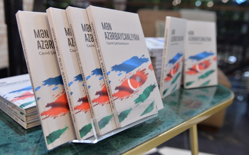 Javid Shahbazbekov’s book unveiled at Baku Book Center