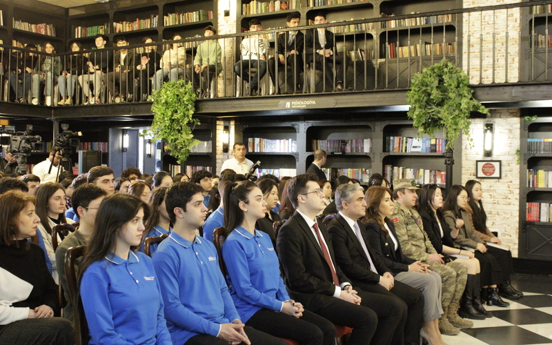 “The History of the Patriotic War - the Personality Factor” book in Chinese unveiled at Baku Book Center