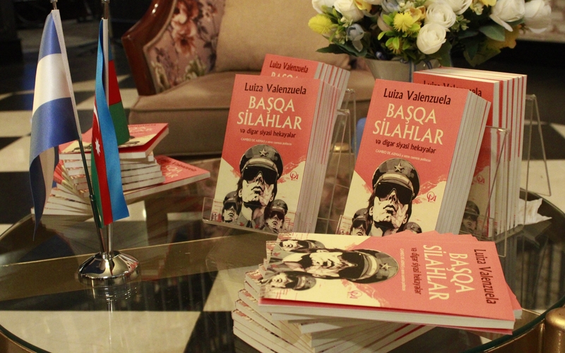 В Бакинском Книжном Центре прошла презентация книги известного аргентинского писателя
