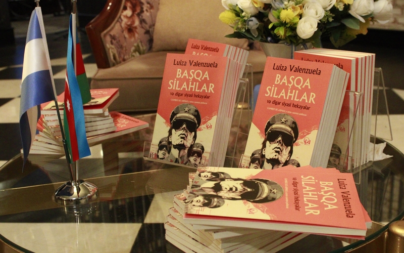 Book by famous Argentine writer unveiled at Baku Book Center
