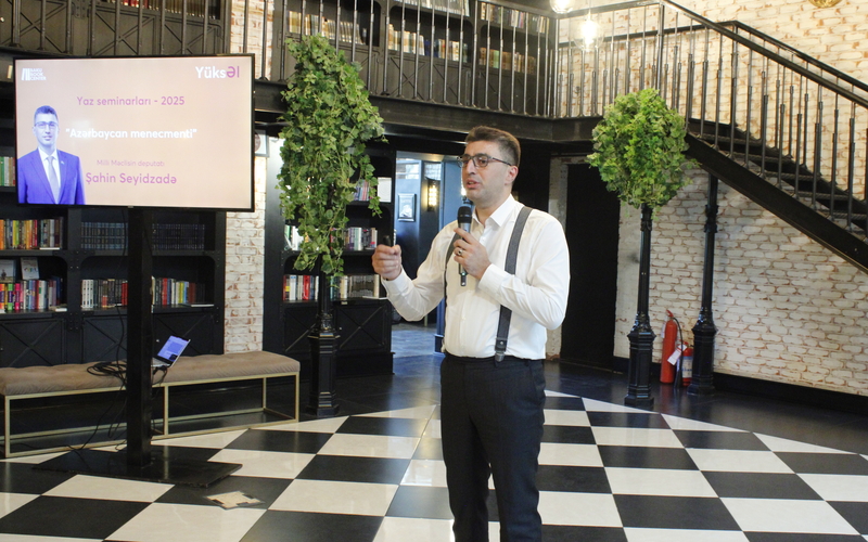 Baku Book Center hosts third spring seminar as part of 