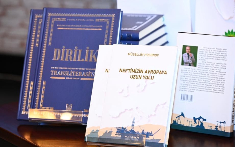 Состоялась презентация транслитерированного сборника «Дирилик»